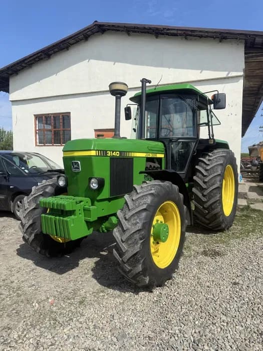 Vand sau schimb tractor John Deere 3140 | Preț: 12.000 EUR | Locație: Cehu Silvaniei, Sălaj Vand sau schimb tractor John Deere 3140 - Cehu Silvaniei, Sălaj - 12.000 EUR - produs second hand