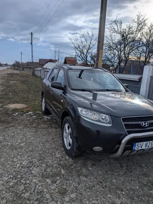 Hyundai santa Fe vând sau schimb | Preț: 3.000 EUR | Locație: Vadu Moldovei, Suceava Hyundai santa Fe vând sau schimb - Vadu Moldovei, Suceava - 3.000 EUR - mașină second hand