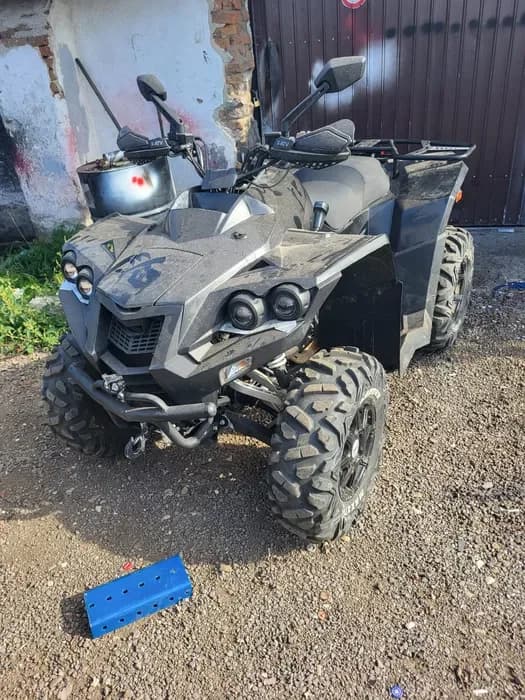 Atv 800 schimb cu auto | Preț: 4.199,99 EUR | Locație: Galateni, Teleorman | An: 2016 | Km: 7.000 | Combustibil: Benzina | Transmisie: Automata Atv 800 schimb cu auto - anul 2016 - Galateni, Teleorman - 4.199,99 EUR - motocicletă second hand