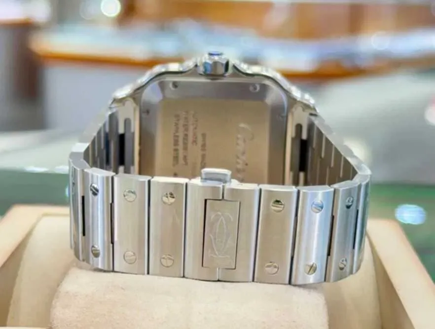 Cartier Santos Large - Blue Dial - Full Set - In garantie | Preț: 5.980 EUR | Locație: Sector 1, București Cartier Santos Large - Blue Dial - Full Set - In garantie - Sector 1, București - 5.980 EUR - produs second hand