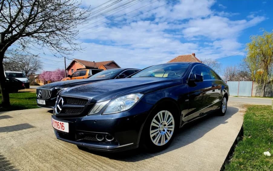 Vand sau schimb Mercedes E 250 Coupe C207 W212 *Panoramic *Harman/Kardon | Preț: 6.600 EUR | Locație: Timișoara, Timiș Vand sau schimb Mercedes E 250 Coupe C207 W212 *Panoramic *Harman/Kardon - Timișoara, Timiș - 6.600 EUR - mașină second hand