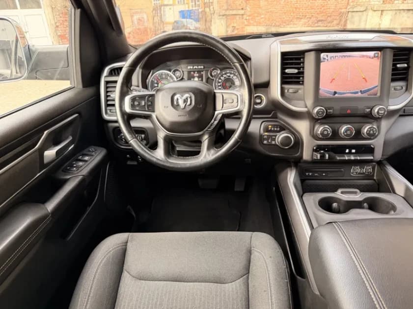Imagine 1/8: Dodge Ram 5.7 Hemi an 2019 4x4 Bena lunga 2M Inmatriculat RO | Dodge | Preț: 27.500 EUR | Locație: Brașov, Brașov Dodge Ram 5.7 Hemi an 2019 4x4 Bena lunga 2M Inmatriculat RO - Dodge - anul 2019 - Brașov, Brașov - 27.500 EUR - imagine 1 din 8 - mașină second hand