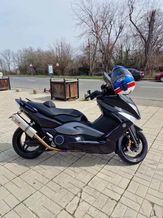 Yamaha T-Max Xp 500 Vând/schimb cu auto electric | Preț: 3.700 EUR | Locație: Sector 3, București | An: 2008 | Km: 77.800 | Combustibil: Benzina | Transmisie: Automata Yamaha T-Max Xp 500 Vând/schimb cu auto electric - anul 2008 - Sector 3, București - 3.700 EUR - motocicletă second hand