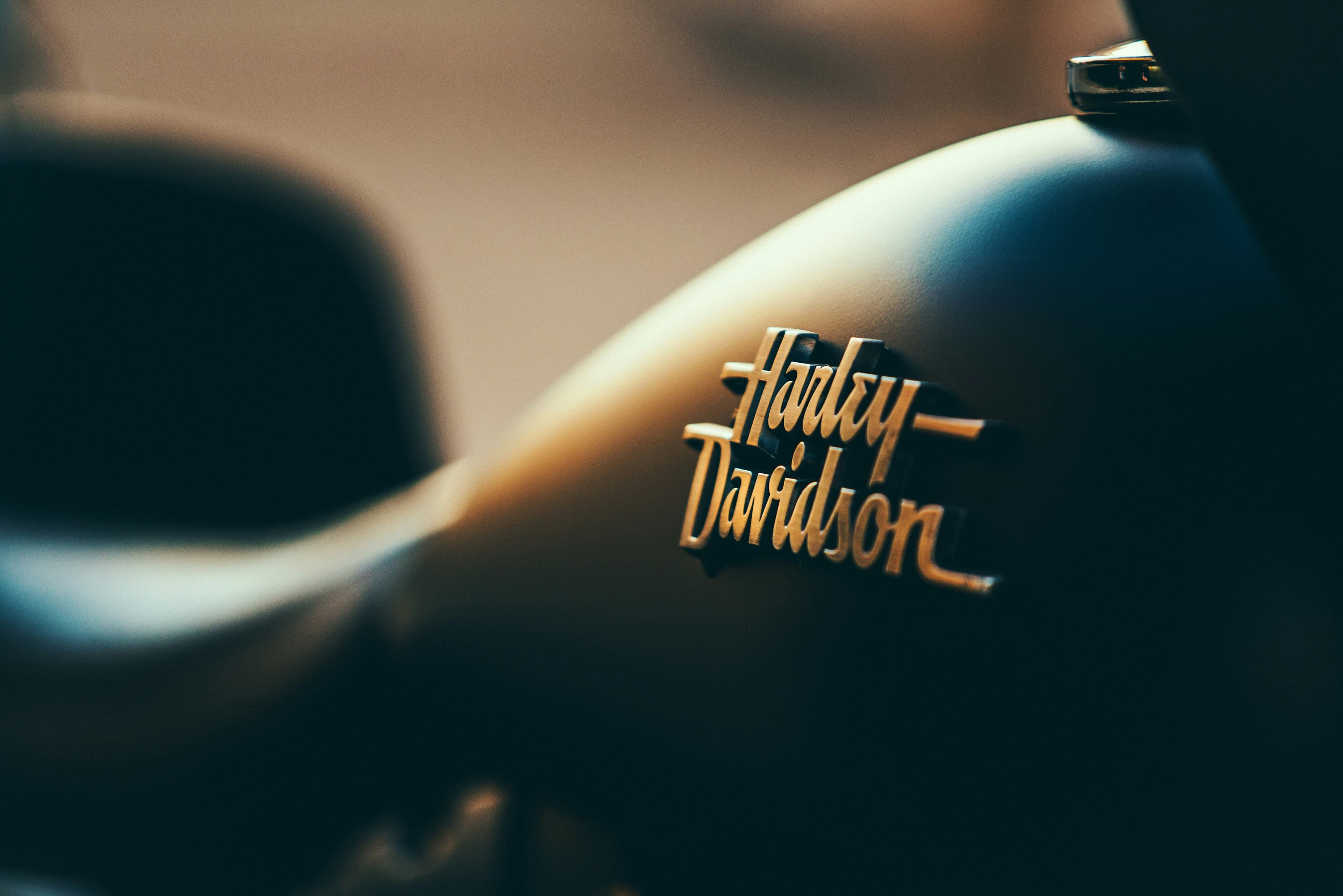 "Harley-Davidson, de la icoană la disperare: modele ieftine, tăieri de costuri și target-uri uriașe până în 2027 – ce nu ți se spune în broșură"